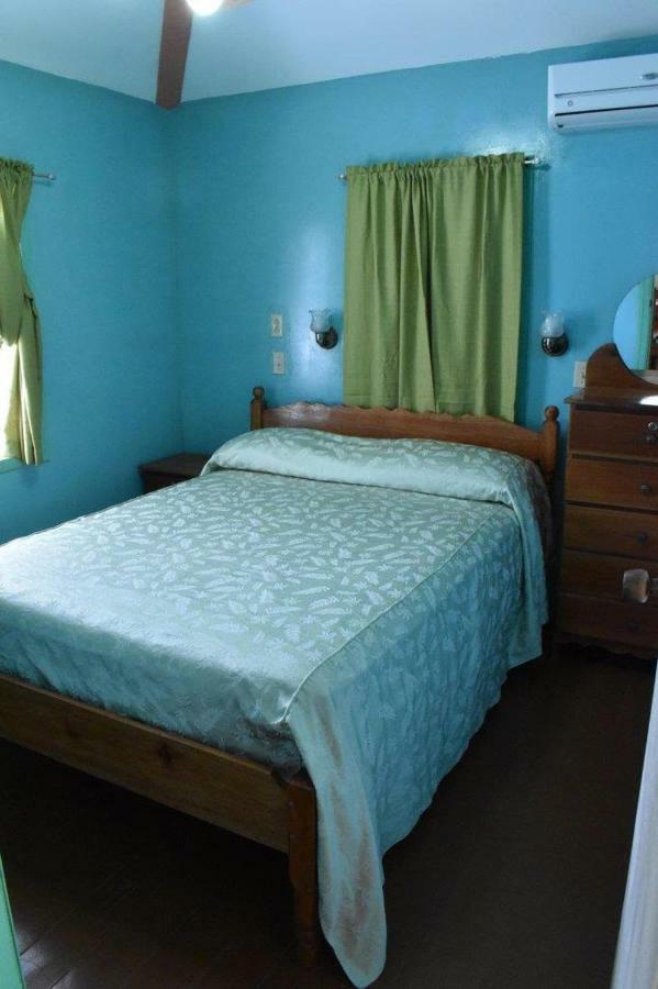 Placencia Lydia'S Guesthouse المظهر الخارجي الصورة