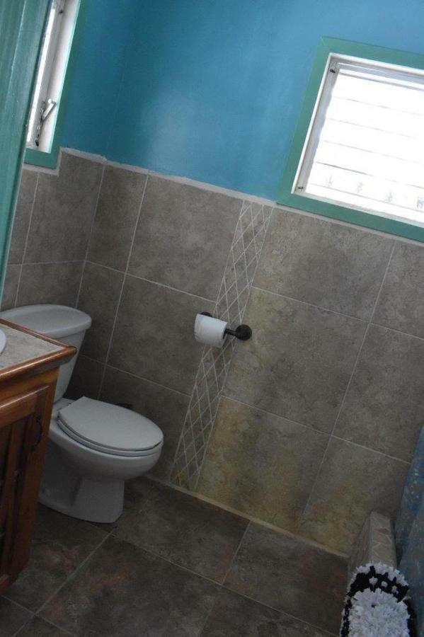 Placencia Lydia'S Guesthouse المظهر الخارجي الصورة