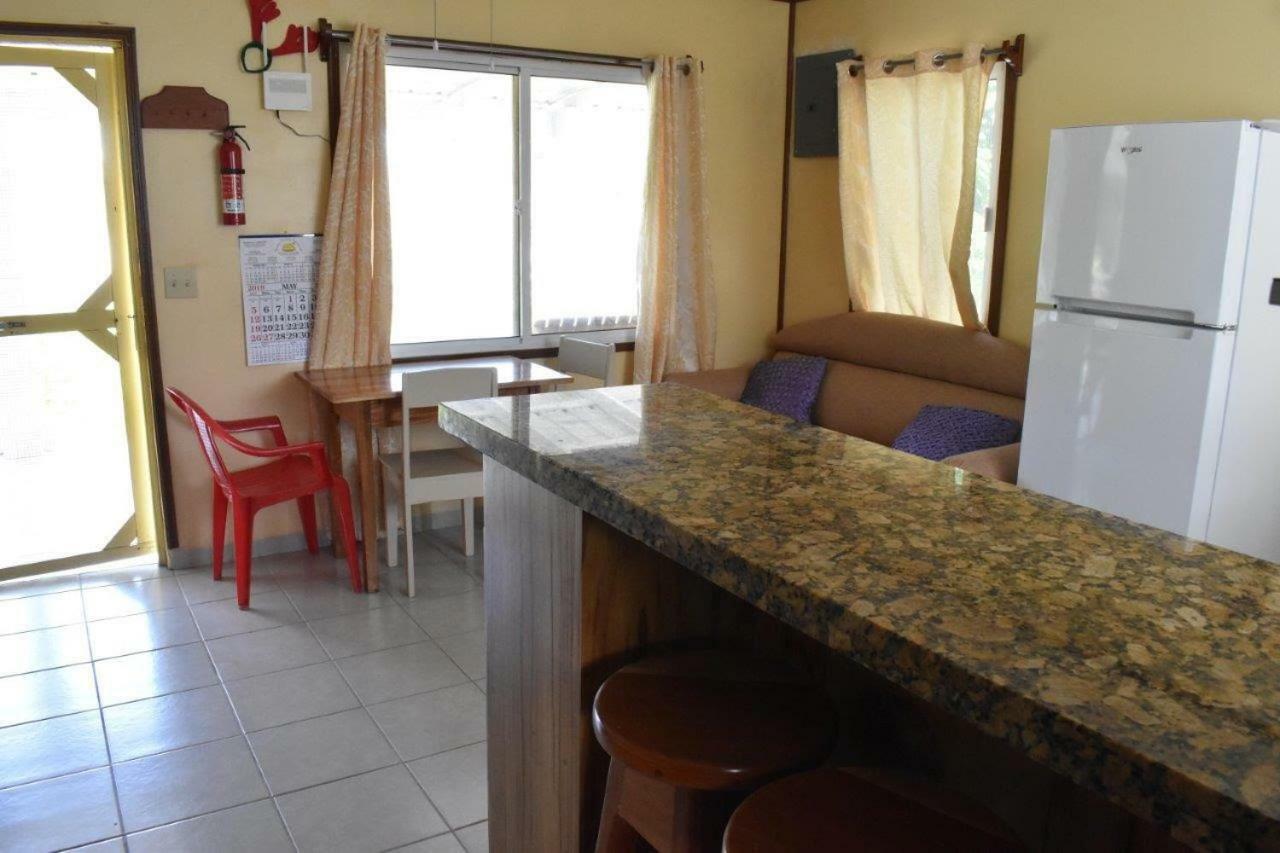 Placencia Lydia'S Guesthouse المظهر الخارجي الصورة